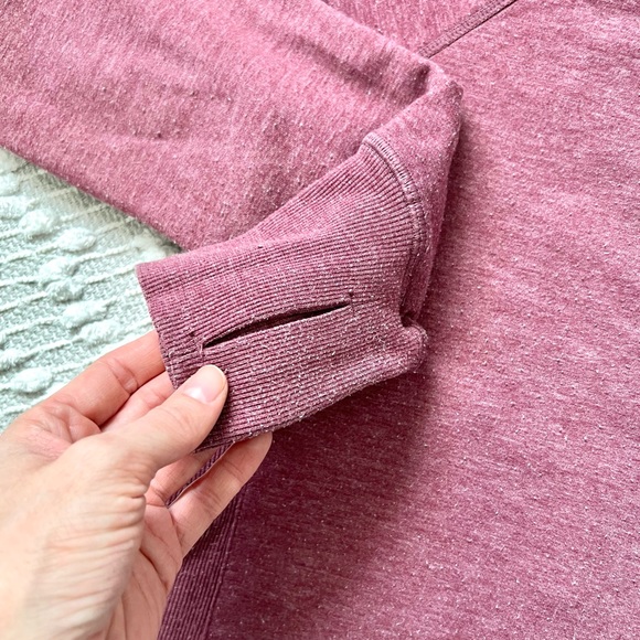 (❤️3/$30) Comfortable sweater - Picture 2 of 4